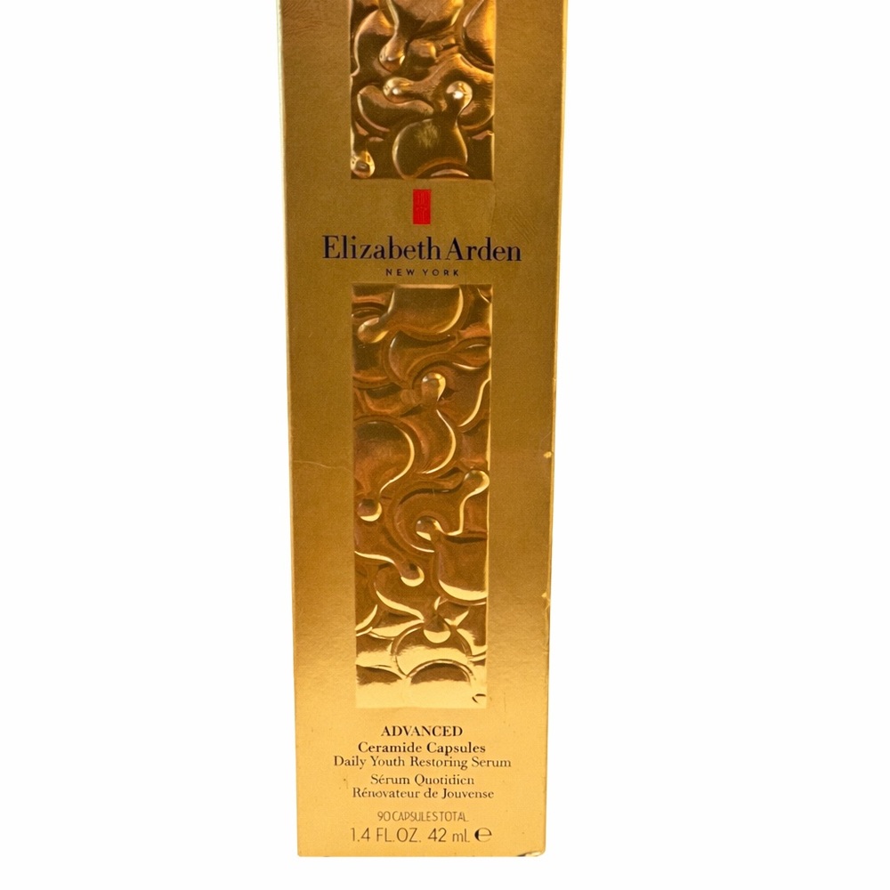 Elizabeth Arden Gold Packaging